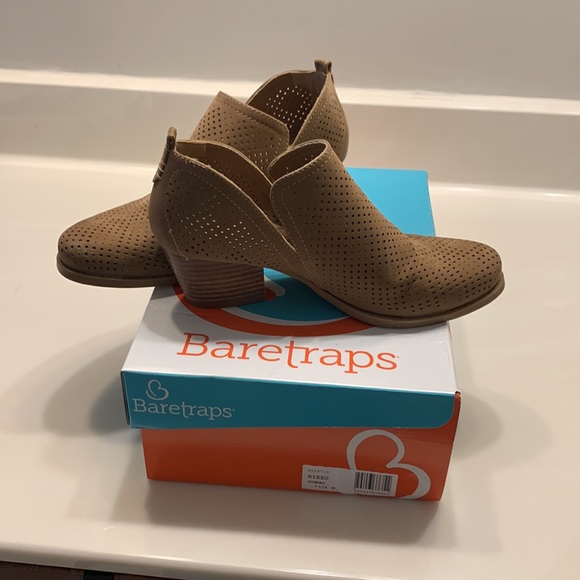 Bare traps booties - Picture 3 of 8
